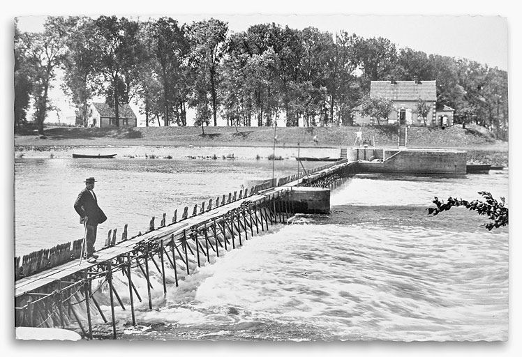 écluse, barrage mobile et maison du barragiste
