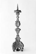 6 chandeliers du maître-autel