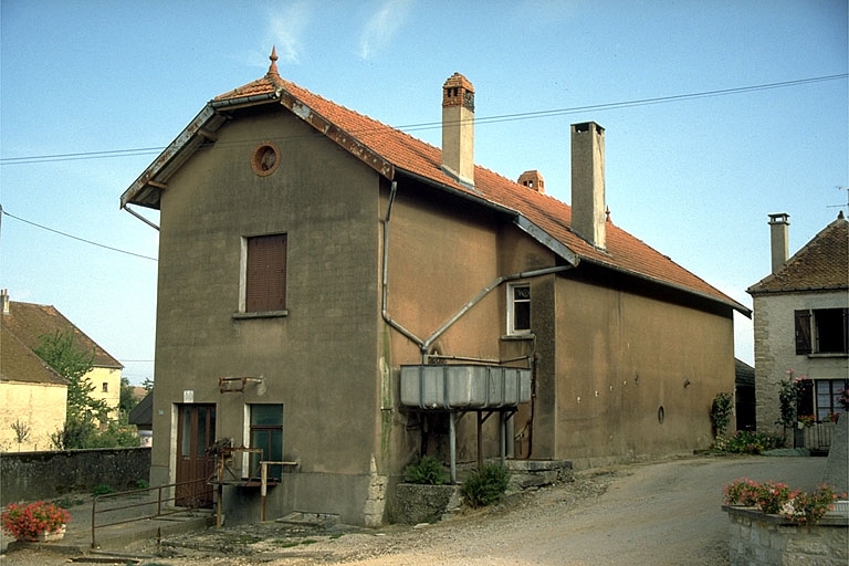 fromagerie, actuellement maison