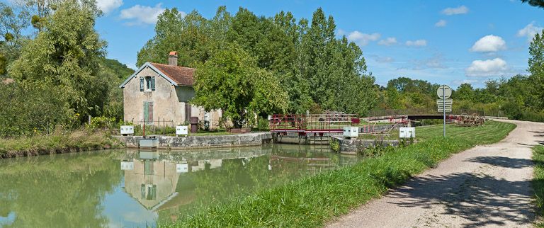 site de l'écluse 24 du versant Yonne, dite de Marigny 7ème (canal de Bourgogne)