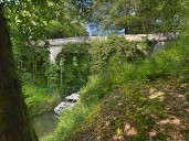 pont routier isolé des Breuilles (canal du Nivernais)