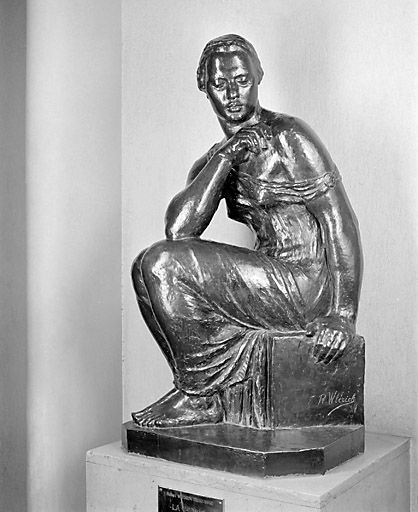 statue : la Pensée
