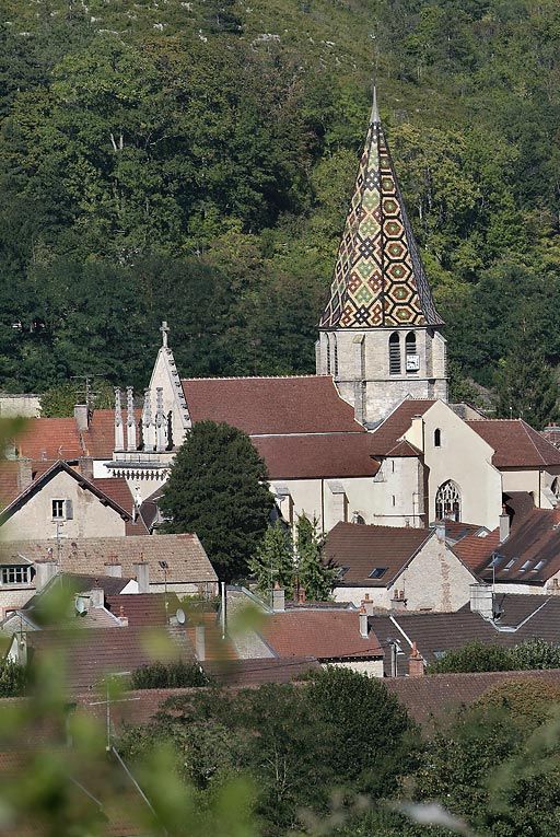 église paroissiale Saint-Baudèle (paysages du canal de Bourgogne)