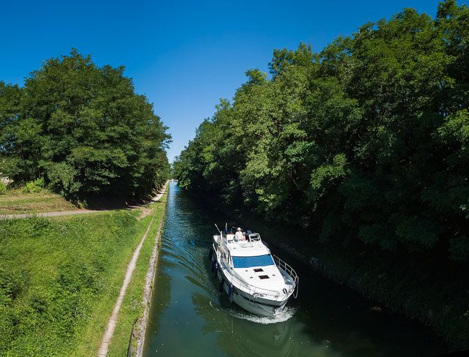 partie de voie navigable, dite tranchée de Buffon (canal de Bourgogne)