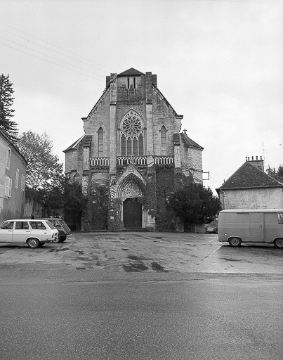 église paroissiale Saint-Pierre