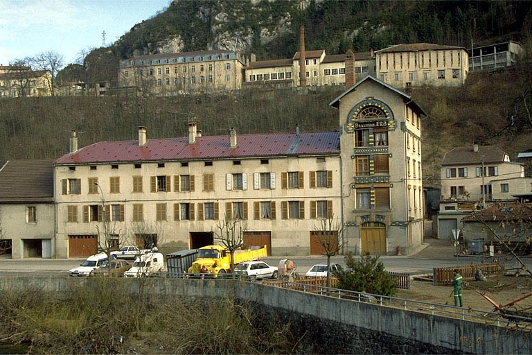 maison, brasserie Erb, usine de tabletterie Grenier-Godard, entrepôt commercial