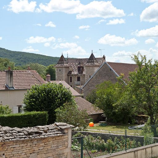 demeure dite Villa du Castel (paysages du canal de Bourgogne)