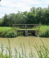 déversoir de superficie ; reversoir de l'Ormette (canal du Nivernais)