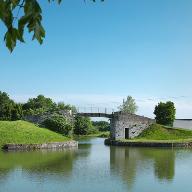 pont routier isolé de la Copine (canal du Nivernais)