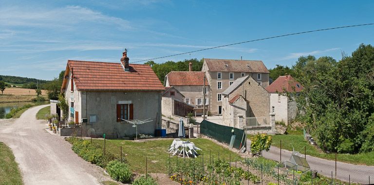 moulin (paysages du canal de Bourgogne)