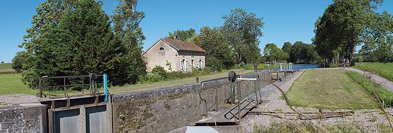 site de l'écluse 10 du versant Saône, dite de la Mine (canal de Bourgogne)