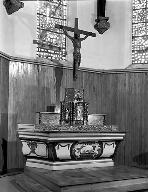 autel, tabernacle, gradin d'autel (maître-autel, autel tombeau)