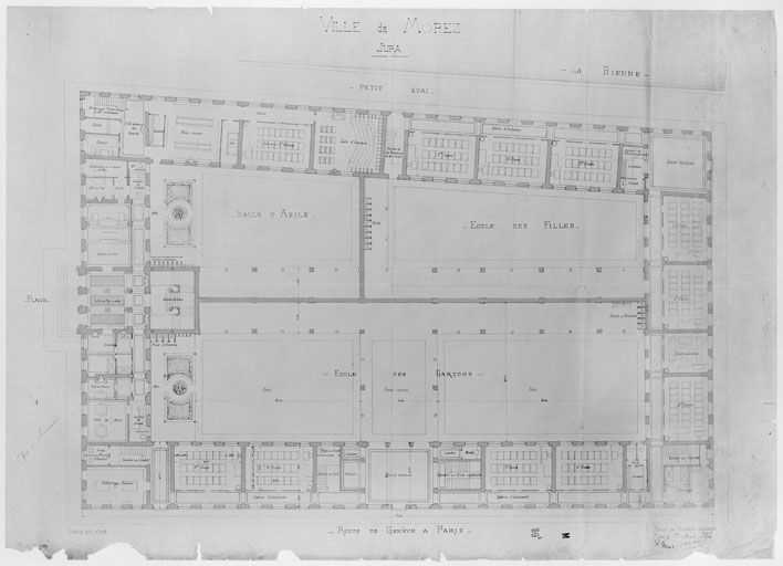 hôtel de ville, groupe scolaire, école professionnelle, tribunal, musée