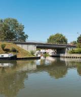 pont routier isolé (canal du Centre)