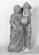 statue (petite nature) : sainte Barbe