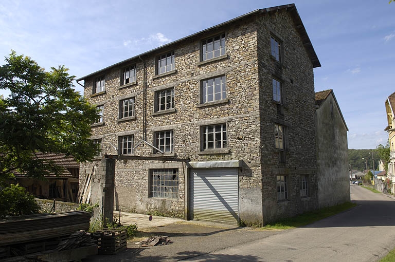 moulin à farine, puis minoterie et usine de produits pour l'alimentation animale Jules Saguin