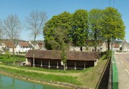 lavoir de Commissey (activités liées au canal de Bourgogne)