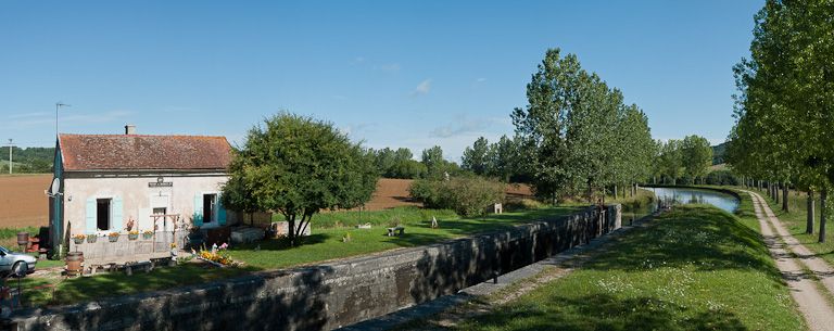 site de l'écluse 29 du versant Yonne, dite de Marigny 12ème (canal de Bourgogne)