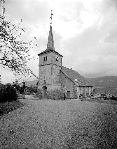 église paroissiale Saint-Cyr et Sainte-Julitte