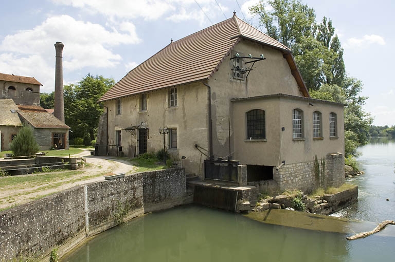 usine métallurgique et moulin à farine dite forge de Beaujeu, puis moulin à fèves, actuellement centrale hydroélectrique