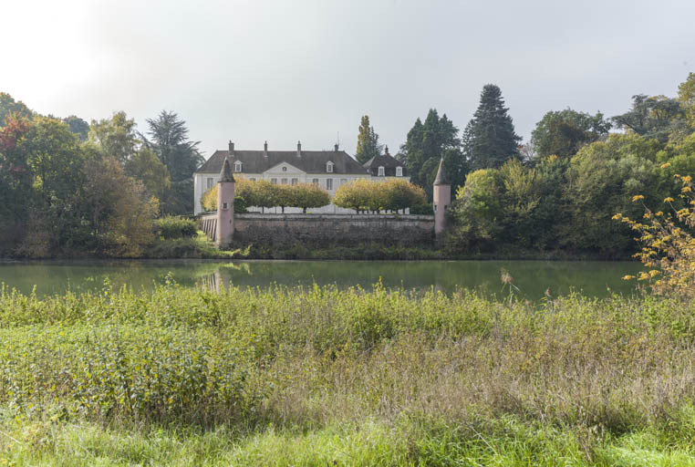 château de Pouilly
