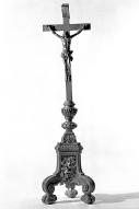 2 croix d'autel