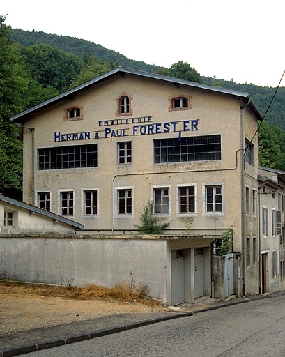 usine de traitement de surface des métaux dite usine d'émaillage Forestier