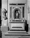 2 autels, tabernacle, 2 retables (autels secondaires de la Vierge et de saint Joseph)