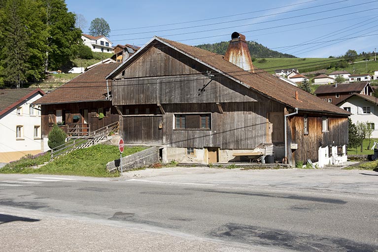 ferme double, atelier de menuiserie Reymond et atelier d'outillage Jacquet puis Marguet