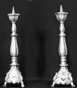 8 chandeliers d'autel
