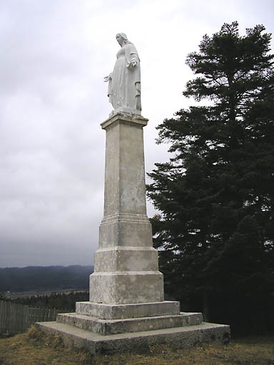 monument à la Vierge