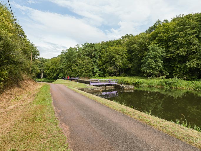 site de l'écluse 05 du versant Seine, dite de Demain (canal du Nivernais)