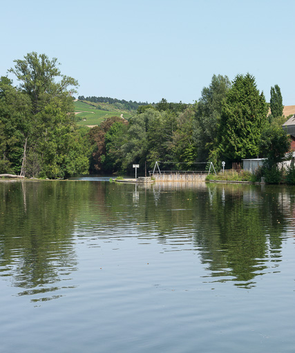 barrage à aiguilles de Vincelles (canal du Nivernais)