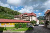 édifice hospitalier dit centre de réadaptation fonctionnelle