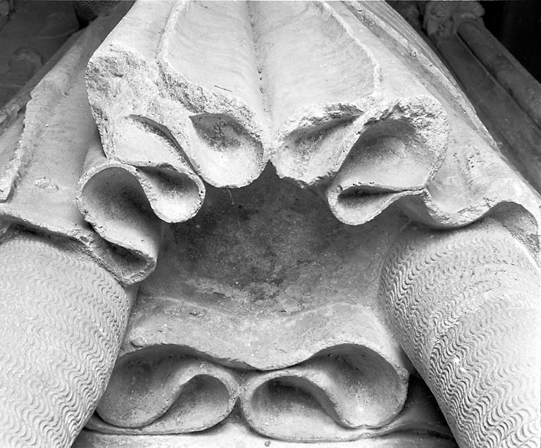 tombeau de Renaud de Bourgogne