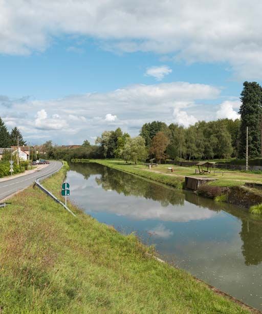 port de Vernizy (canal du Centre)