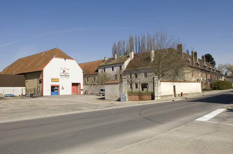 maison, puis fonderie Dagot, actuellement logement et magasin de commerce