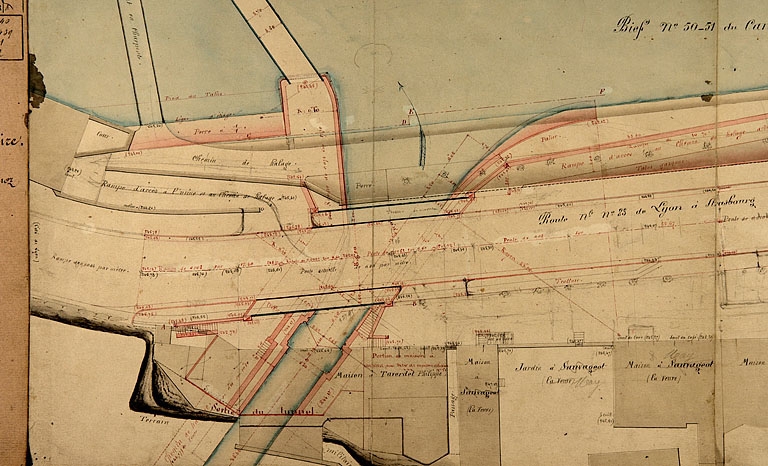 site d'écluse n° 50 N de Tarragnoz (canal du Rhône au Rhin)