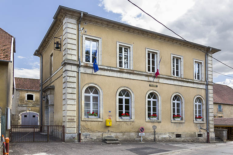 mairie, école primaire de garçons.
