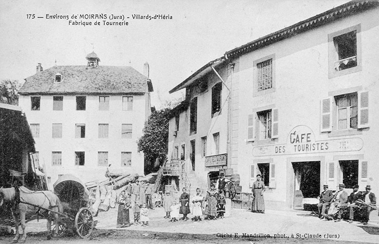 filature, usine de tabletterie (usine de tournerie), scierie, usine de matières plastiques