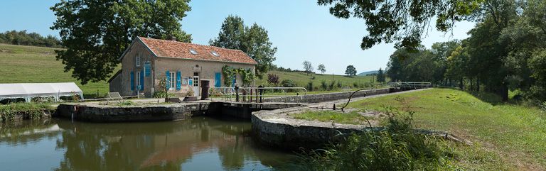 site de l'écluse 05 du versant Saône dite de la Chevrotte (canal de Bourgogne)