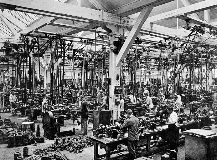 usine de construction mécanique et électrique de la Société alsacienne de Constructions mécaniques (SACM), puis Alsthom, puis Alsthom-Atlantique, puis GEC-Alsthom, actuellement Alstom