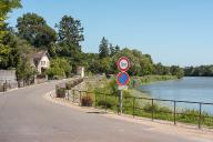 chemin de halage ; route-digue de La Truchère (la Seille canalisée)