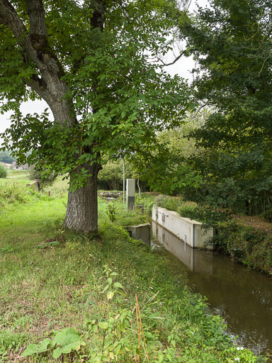 rigole d'alimentation (canal du Nivernais)