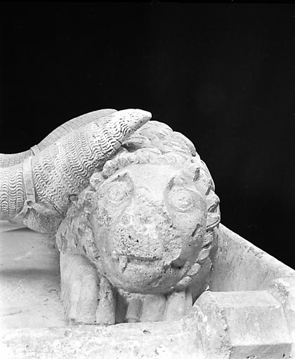 tombeau de Renaud de Bourgogne