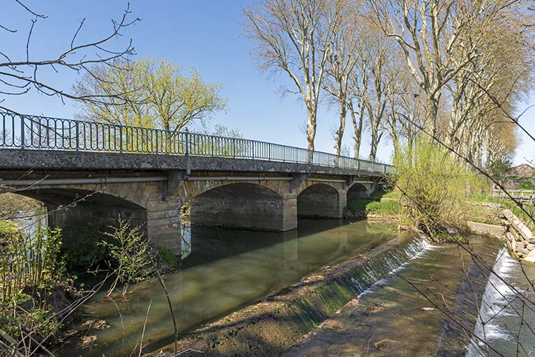 pont sur la Mance