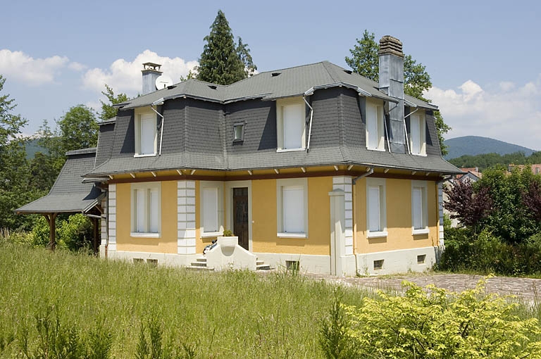 usine de bonneterie et de confection Ballay, actuellement logements et immeuble de bureaux