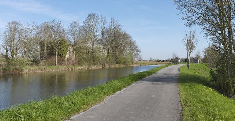 site de l'écluse 25 du versant Méditerranée, dite de la Pépinière ; dite de Pré James ; site d'écluse XXXIII ; site d'écluse XXXII (canal du Centre)