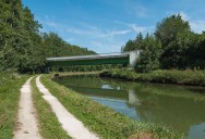 pont routier isolé (canal de Bourgogne)