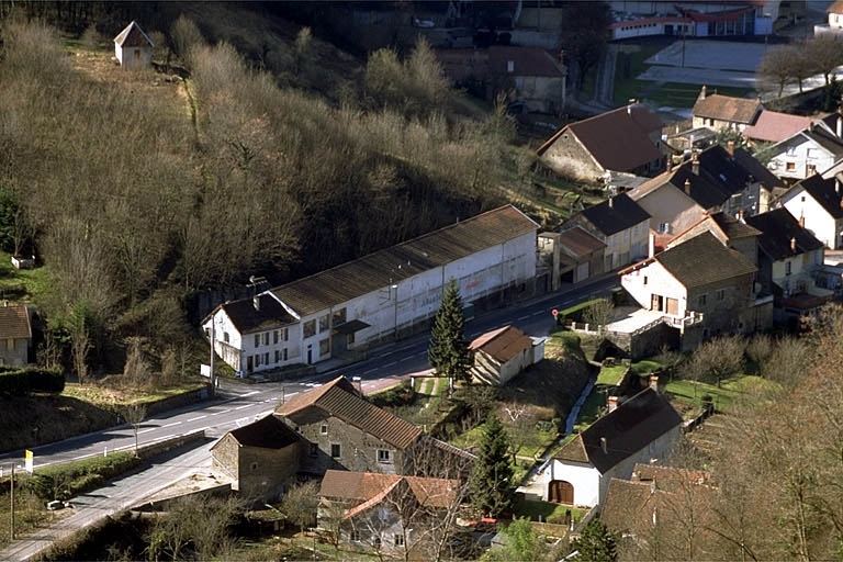 usine de taille de pierre pour la joaillerie et l'industrie Jules Grandclément et ses Fils, actuellement cave d'affinage